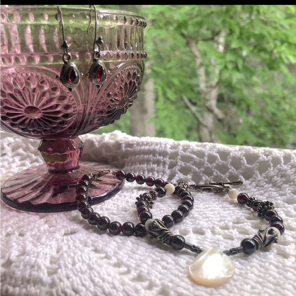 Bronze Garnet Earrings and Bracelets Set - Picture 3 of 7